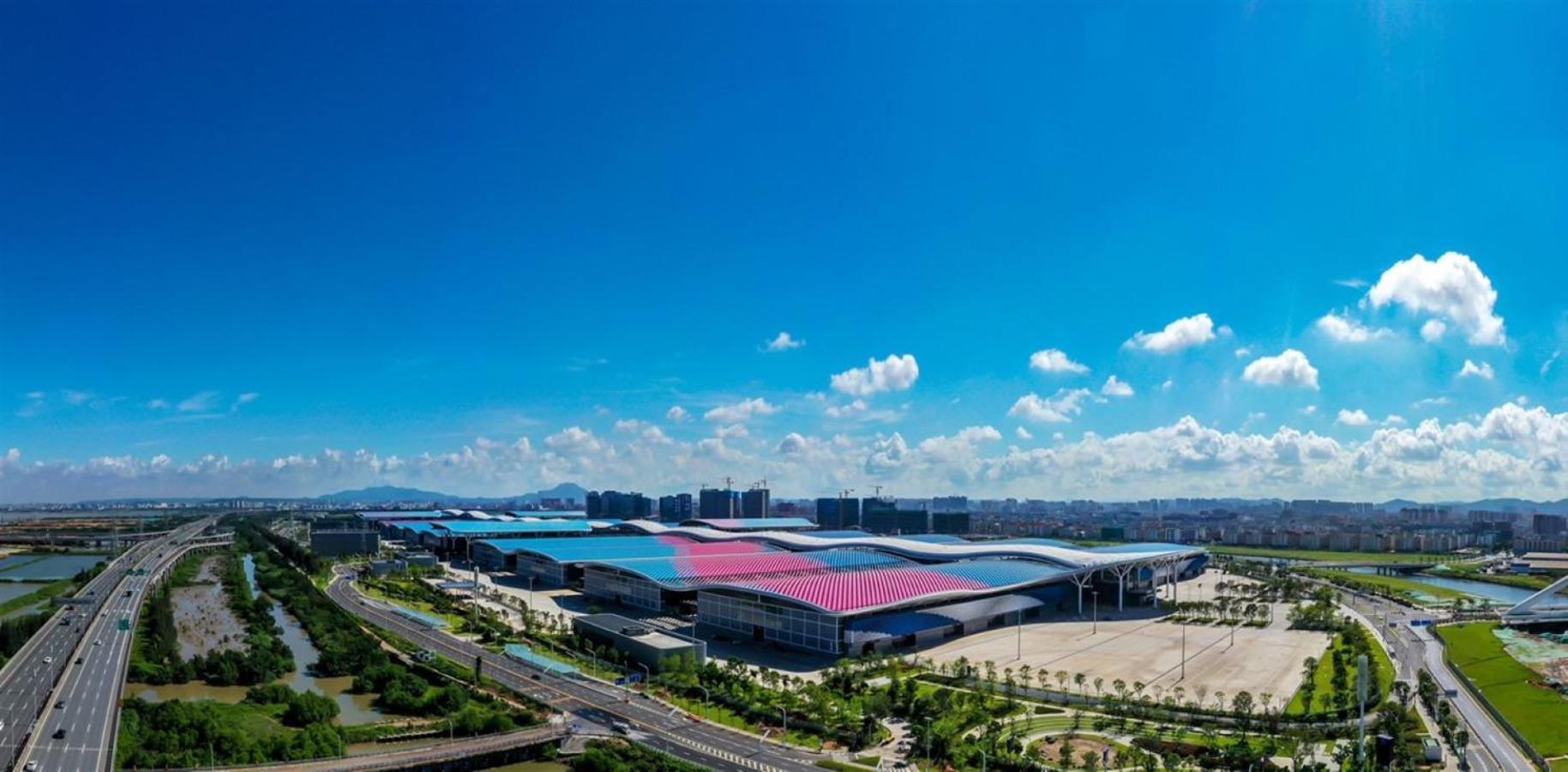 Crowne Plaza Shenzhen World Exhibition And Convention Center, An Ihg Hotel Exterior foto